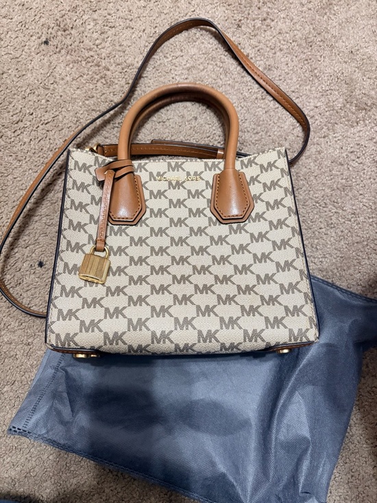 Michael Kors Handbags - Michael Kors Cream Signature Satchel with Tan Trim